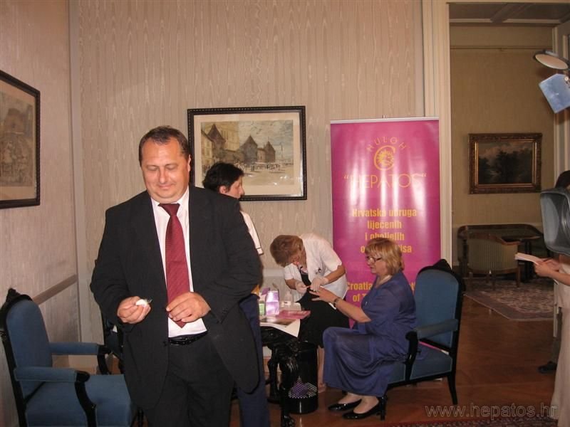 28 05 2008 Testiranje U Hrvatskom Saboru 10
